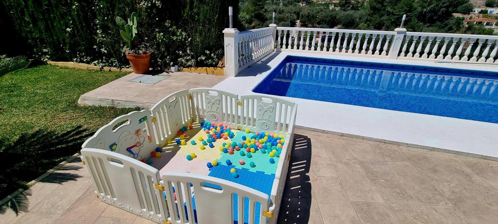 Wonderful Villa, Heated Pool, Near Beautiful Town Alboy Ngoại thất bức ảnh
